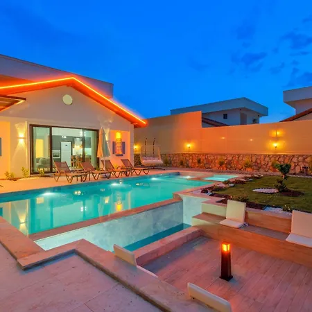 Ader Doga Villalari 8 *