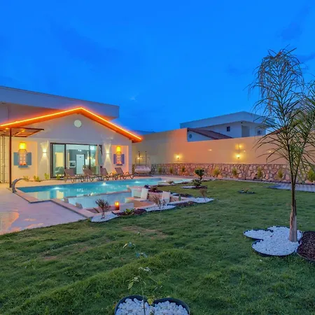 Ader Doga Villalari 8 Villa *