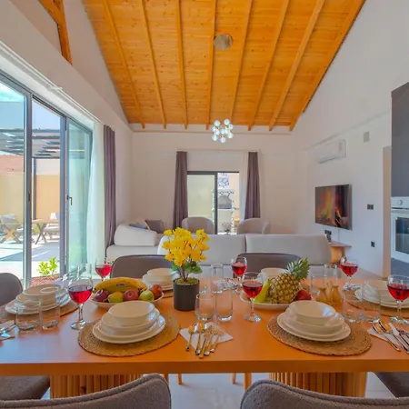 Ader Doga Villalari 8 * Zikirciler