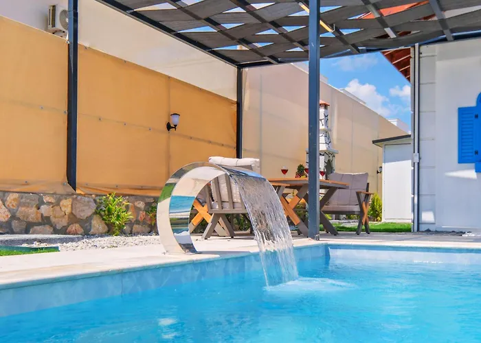 Willa Ader Doga Villalari 8 *